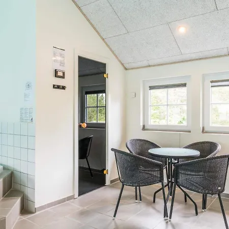 14 Person In Ferienhaus